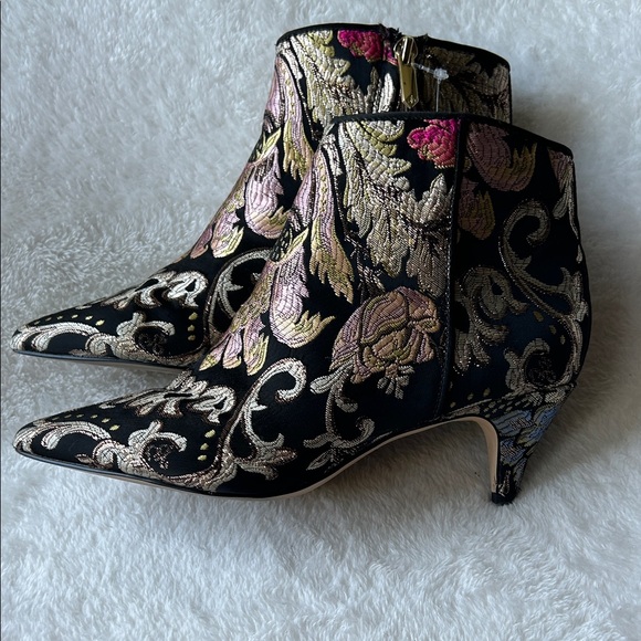 Sam Edelman Kinzy Elegant Black and Gold Embroidered Ankle Boots - Picture 3 of 13